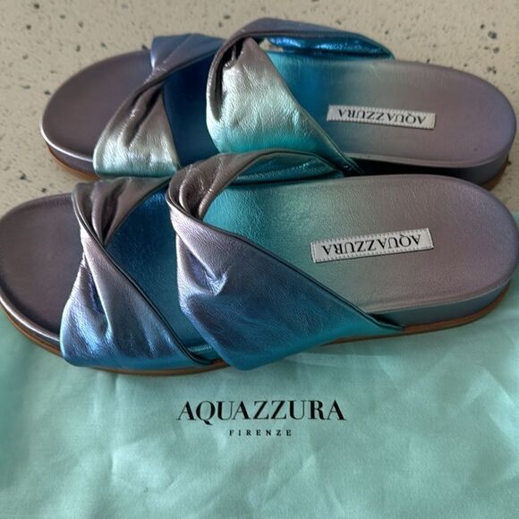 NWOB Aquazzura Twist Leather Metallic Blue Sandals Slides Made in Italy Size 38 - Picture 11 of 12
